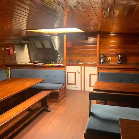 Tjalk Schip Orion