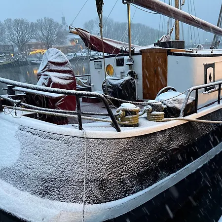 Botel Tjalk Schip Orion Enkhuizen