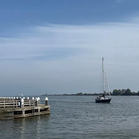 Tjalk Schip Orion